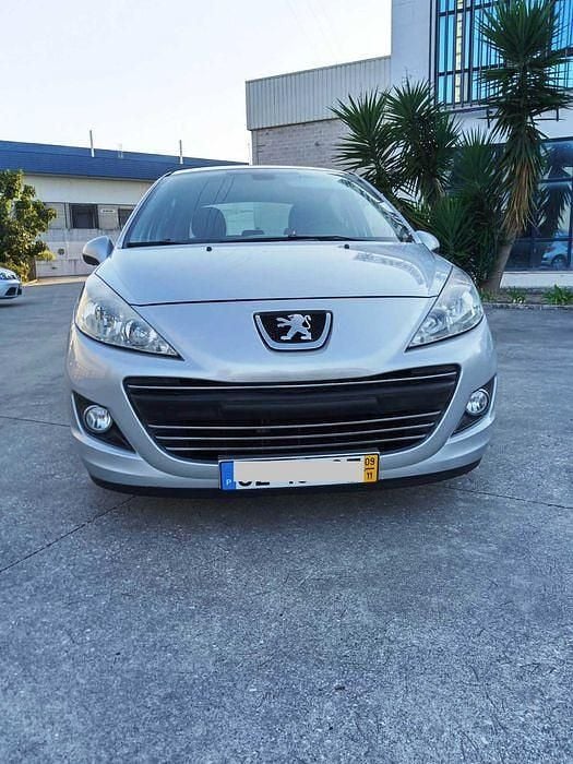 Usado 2009 Peugeot 207 Sedan | € 4.250 (Preço justo) - Imagem 1/4
