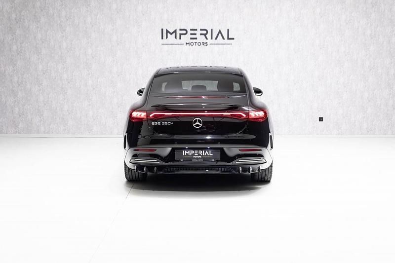 Usado Mercedes EQE350 AMG line 214 kW (292 HP) 2022 Preto Sedan