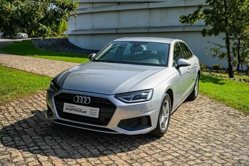 Cinza Usado 2020 Audi A4 Design Sedan | € 27.800 (Preço justo) - Imagem 1/4
