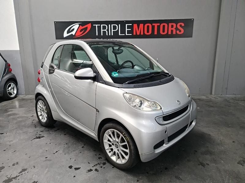 Cinza Usado 2010 Smart ForTwo Cabrio Passion Cabrios | € 6.850 - Imagem 1/4