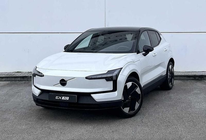 Branco Usado 2025 Volvo EX30 SUV | € 39.900 (Preço elevado) - Imagem 1/3