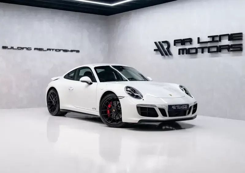 Branco Usado 2017 Porsche 911 Carrera GTS Coupé | € 129.950 - Imagem 1/4