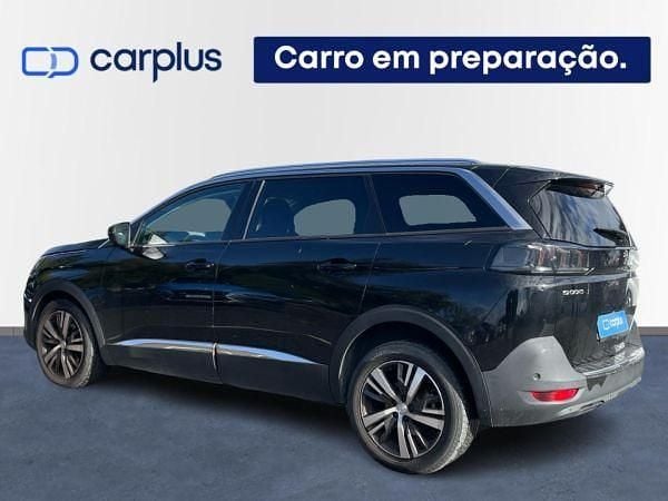 Usado Peugeot 5008 130 HP (95 kW) 2021 Preto SUV