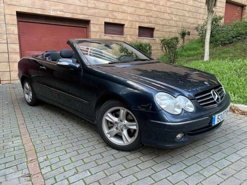 Preto Usado 2003 Mercedes CLK200 Cabrios | € 13.800 - Imagem 1/4
