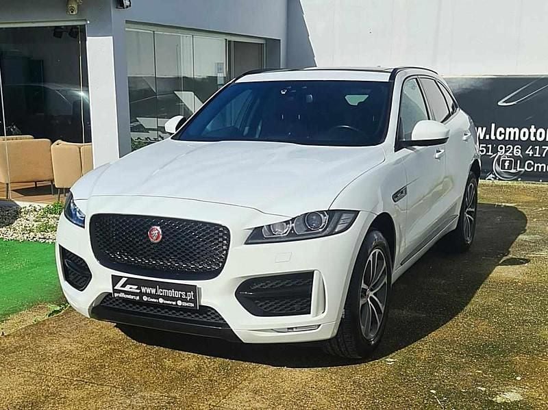 Usado Jaguar F-Pace 179 HP (131 kW) 2017 Branco SUV