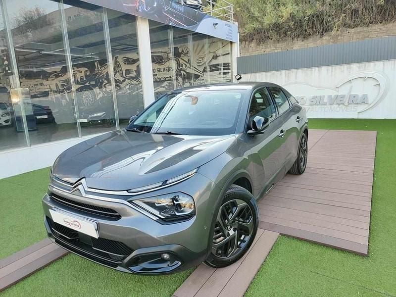 Usado Citroën C4 Feel 131 HP (96 kW) 2022 Cinza SUV