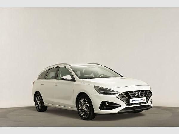 Usado Hyundai i30 Style 120 HP (88 kW) 2024 Branco Carrinha