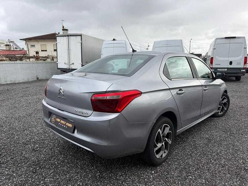 Usado Citroën C-Elysee I Shine 102 HP (75 kW) 2019 Cinza Sedan