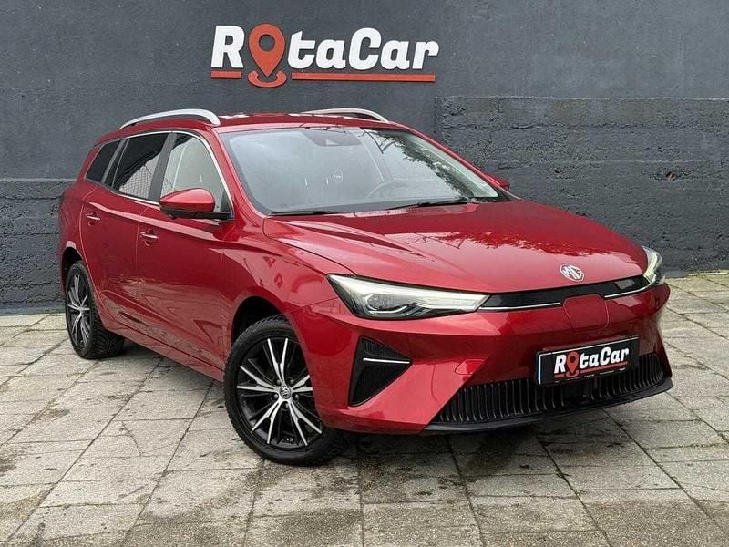 Usado MG MG5 EV Luxury 130 kW (177 HP) 2022 Vermelho Carrinha