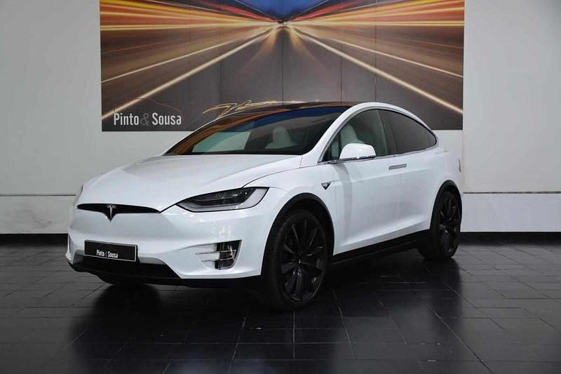 Usado Tesla Model X Long Range AWD 420 kW (572 HP) 2020 Branco SUV