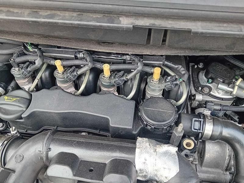 Usado Ford C-MAX 110 HP (80 kW) 2008 Monovolume