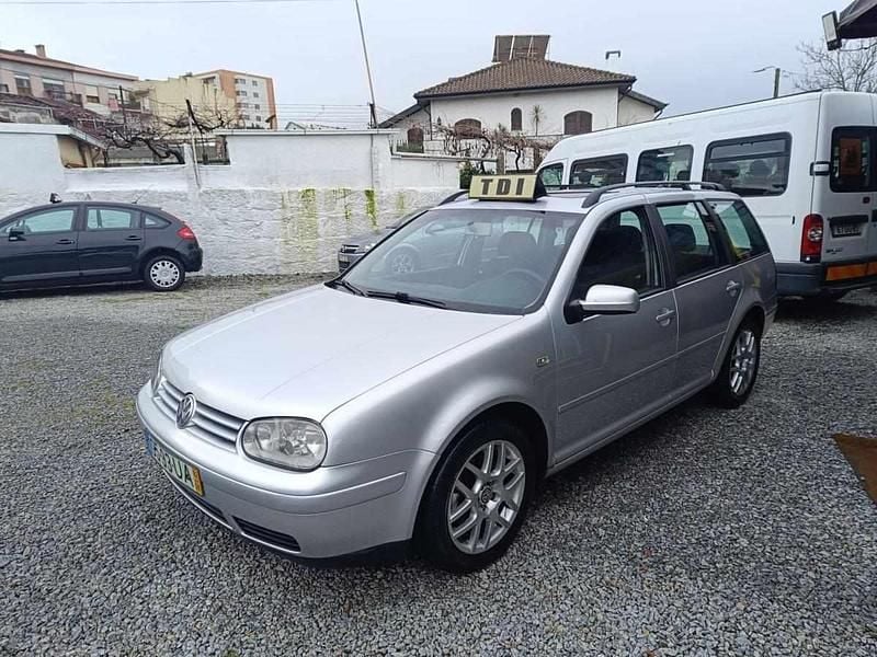 Usado VW Golf IV Highline 115 HP (84 kW) 2002 Cinza Carrinha