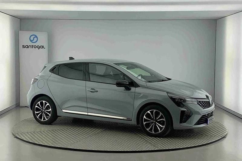 Cinzento Usado 2024 Renault Clio V Techno Citadino | € 18.990 (Preço justo) - Imagem 1/4