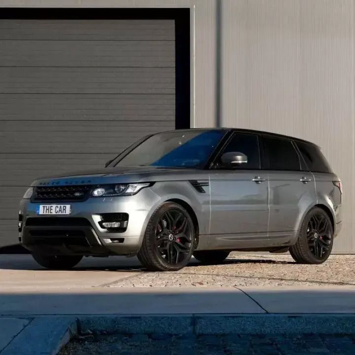 Cinzento Usado 2016 Land Rover Range Rover Sport HSE Dynamic SUV | € 49.999 - Imagem 1/4
