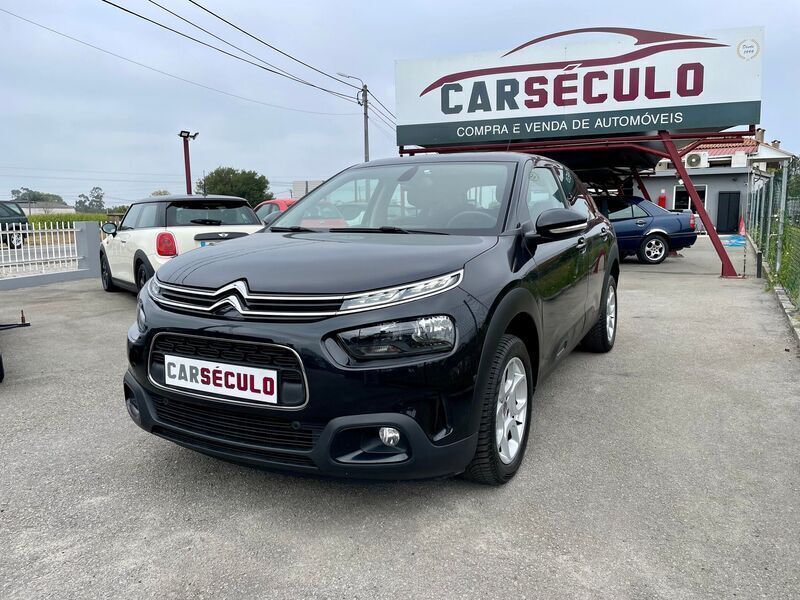 Preto Usado 2018 Citroën C4 Business Class | € 13.950 (Preço justo) - Imagem 1/4