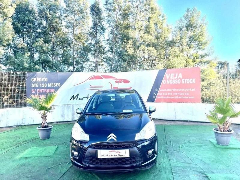 Preto Usado 2013 Citroën C3 Citadino | € 9.490 (Caro) - Imagem 1/4