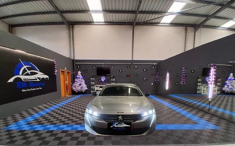 Usado Peugeot 508 Allure 131 HP (96 kW) 2022 Cinza Sedan