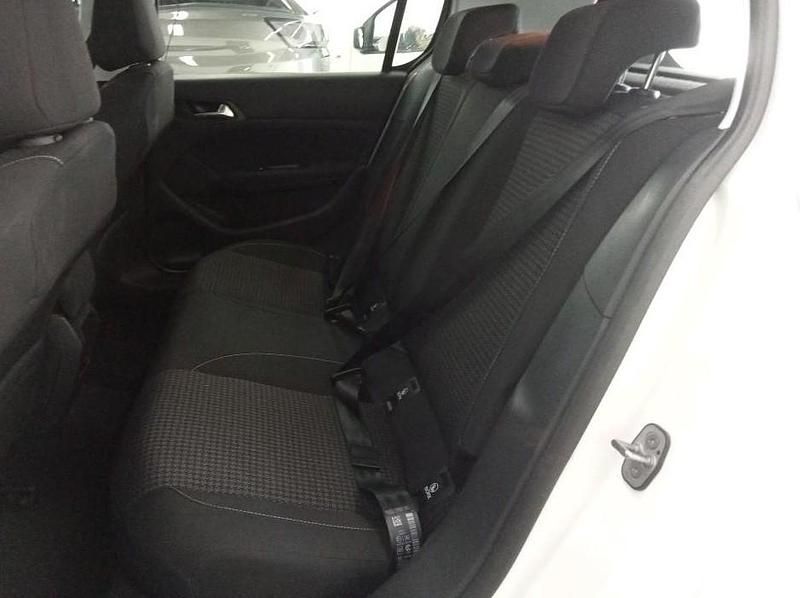 Usado Peugeot 308 Business-Line 102 HP (75 kW) 2019 Branco