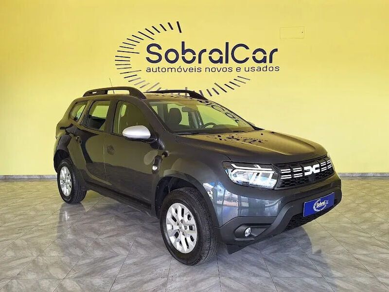 Cinzento Usado 2023 Dacia Duster Comfort SUV | € 19.000 (Preço justo) - Imagem 1/4