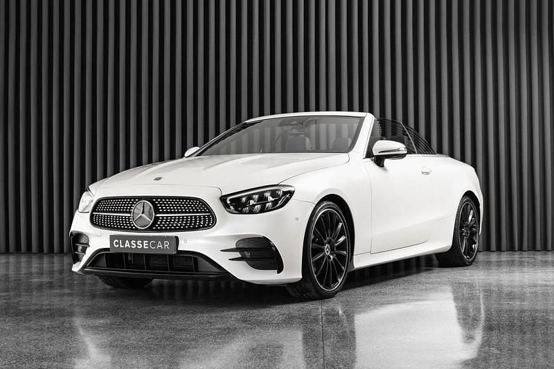 Branco Usado 2021 Mercedes E220 AMG line Cabrios | € 52.950 (Bom preço) - Imagem 1/4
