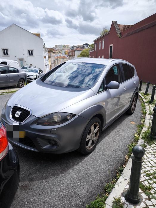 Usado 2007 Seat Altea Monovolume | € 4.500 - Imagem 1/4