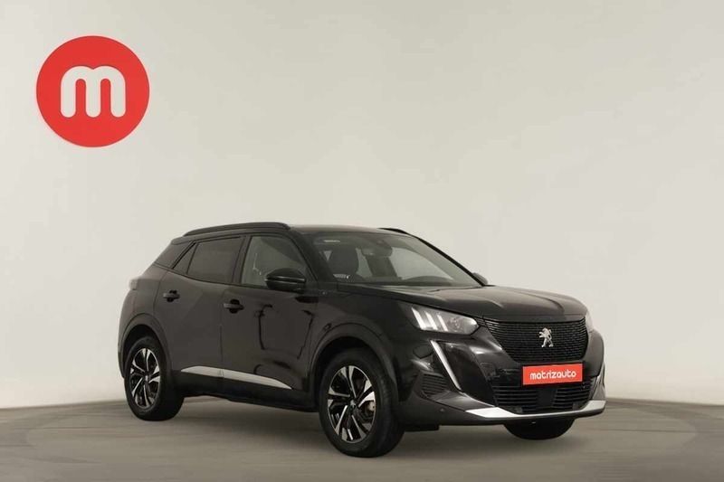 Preto Usado 2023 Peugeot e-2008 GT SUV | € 27.999 (Preço elevado) - Imagem 1/4