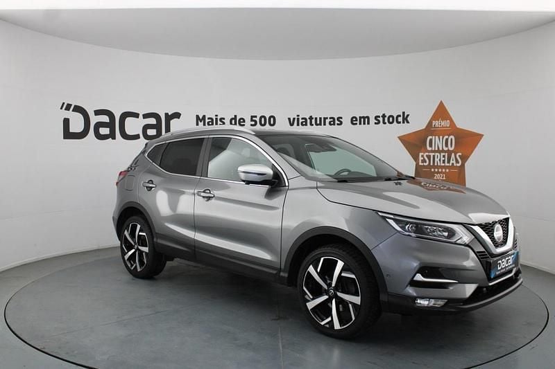 Cinzento Usado 2018 Nissan Qashqai Tekna SUV | € 17.499 - Imagem 1/4