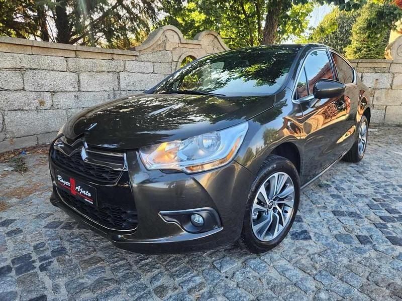 Outra Usado 2014 Citroën DS4 Citadino | € 12.990 - Imagem 1/4