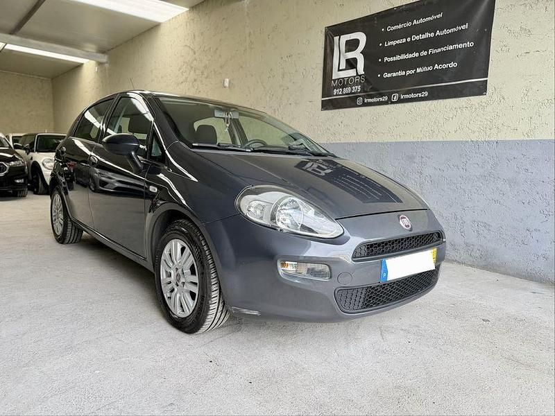 Usado Fiat Punto Lounge 95 HP (69 kW) 2017 Citadino