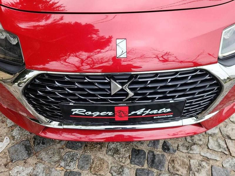 Usado DS Automobiles DS3 110 HP (80 kW) 2018 Vermelho