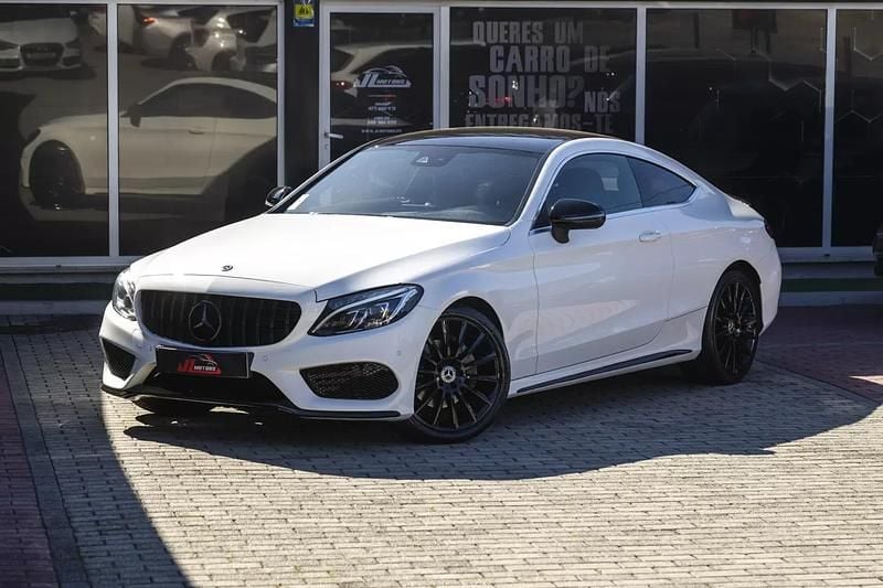 Branco Usado 2017 Mercedes C220 Coupé | € 29.400 (Caro) - Imagem 1/4