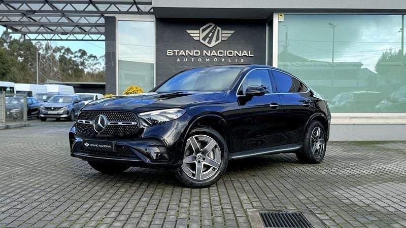 Usado Mercedes GLC300 333 HP (244 kW) 2023 Preto Coupé