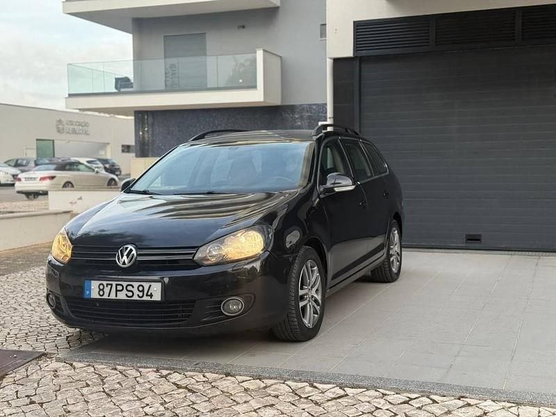 Preto Usado 2011 VW Golf VI Sportline Citadino | € 10.900 - Imagem 1/4