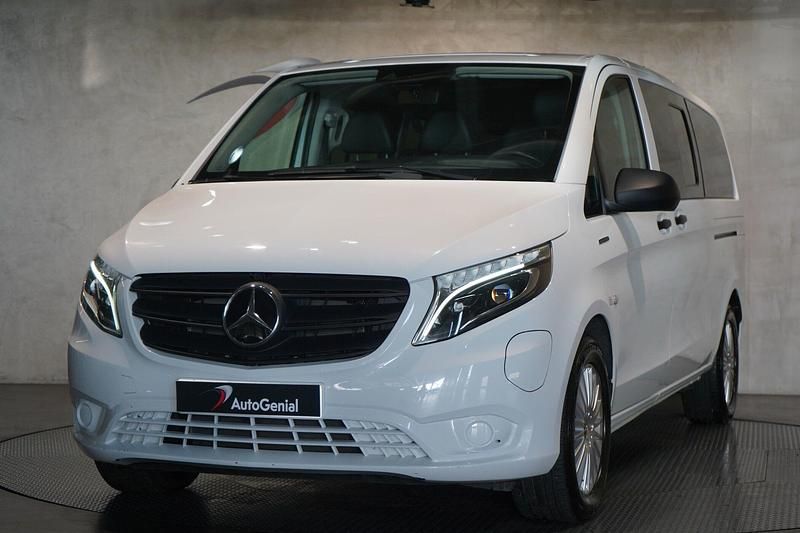 Branco Usado 2021 Mercedes e-Vito Van | € 45.990 - Imagem 1/4