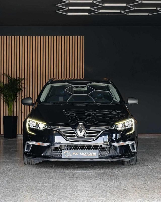 Preto Usado 2016 Renault Mégane GrandTour Carrinha | € 15.550 (Preço elevado) - Imagem 1/1