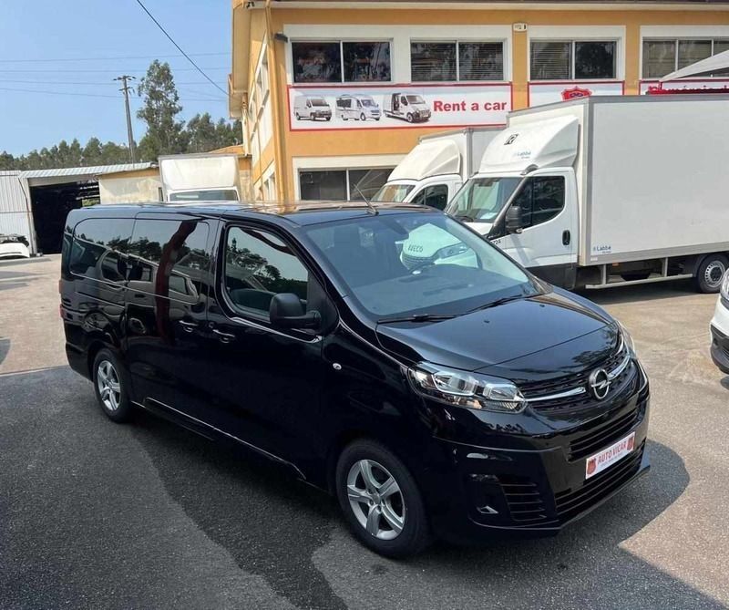Preto Usado 2021 Opel Vivaro Essentia Van | € 36.500 - Imagem 1/4