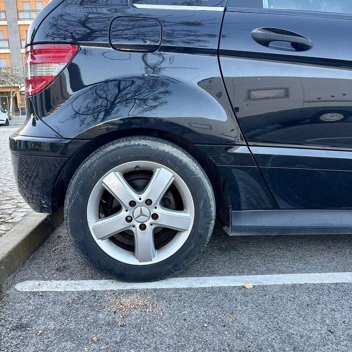 Usado Mercedes B150 95 HP (69 kW) 2006 Monovolume