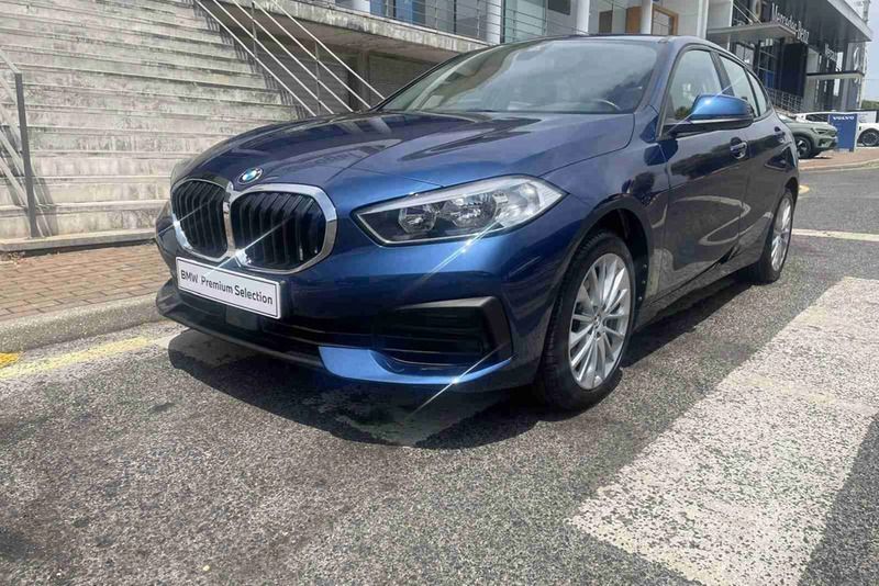 Vermelho Usado 2021 BMW 116 Performance Citadino | € 26.490 (Preço justo) - Imagem 1/4