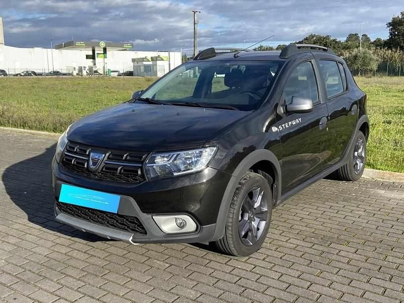 Preto Usado 2018 Dacia Sandero Stepway | € 11.250 (Preço justo) - Imagem 1/4