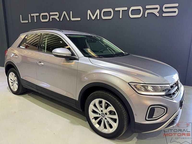 Cinza Usado 2023 VW T-Roc Style SUV | € 21.500 (Preço justo) - Imagem 1/3