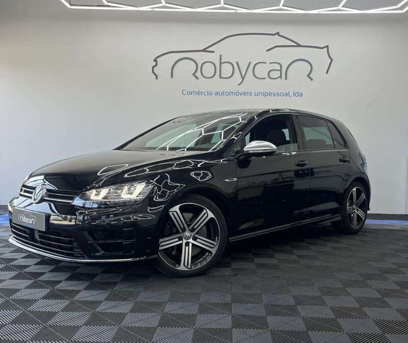 Preto Usado 2014 VW Golf VII | € 27.990 (Caro) - Imagem 1/4
