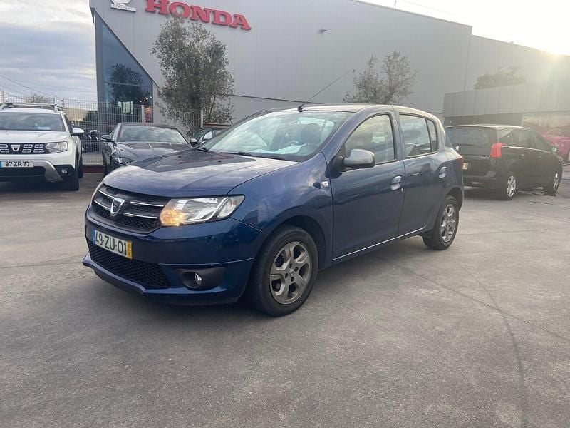 Usado Dacia Sandero Stepway 90 HP (66 kW) 2015 Azul