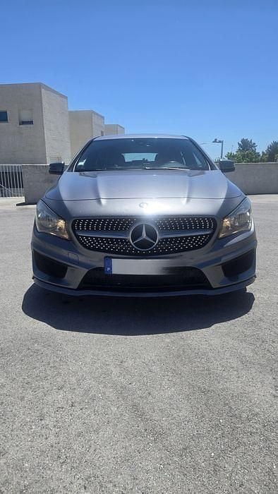 Usado 2015 Mercedes CLA200 Sedan | € 16.000 - Imagem 1/4