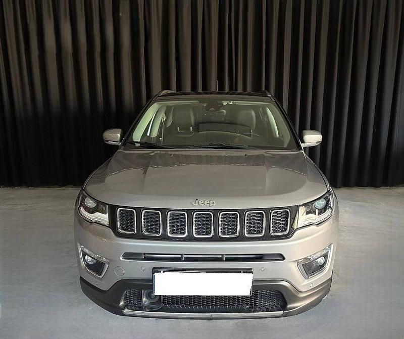 Usado Jeep Compass 120 HP (88 kW) 2021 Cinzento SUV
