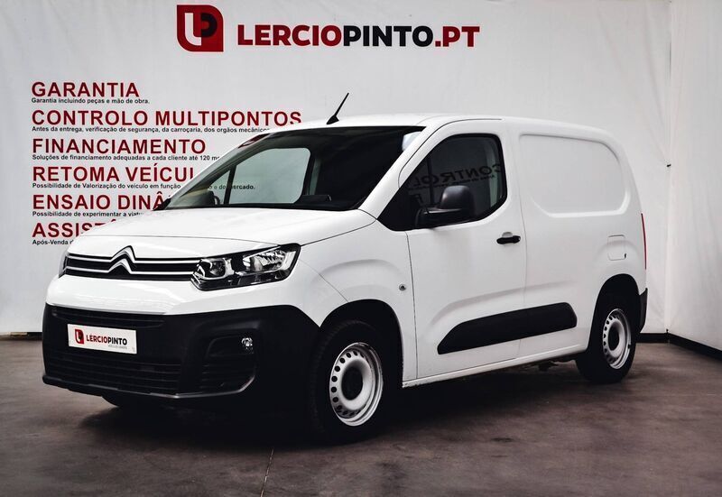 Branco Usado 2024 Citroën Berlingo Monovolume | € 19.950 (Preço justo) - Imagem 1/4