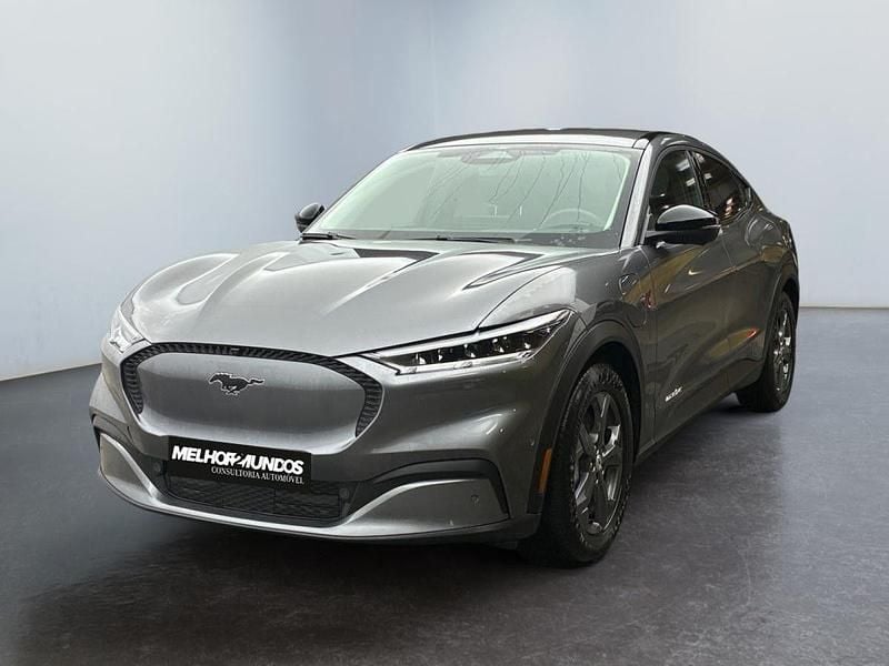 Cinza Usado 2024 Ford Mustang Mach-E SUV | € 29.990 - Imagem 1/4