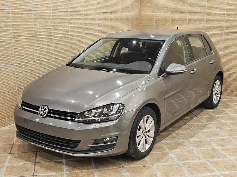 Cinzento Usado 2016 VW Golf VII | € 14.900 (Preço justo) - Imagem 1/4