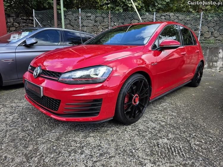 Vermelho Usado 2015 VW Golf VII GTI | € 23.900 (Preço justo) - Imagem 1/1