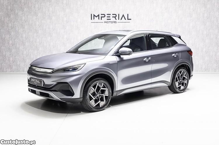 Cinza Usado 2023 BYD Atto 3 Design SUV | € 28.950 (Preço justo) - Imagem 1/1