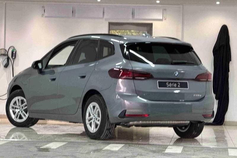 Novo BMW 225 Performance 136 HP (100 kW) 2025 Cinzento Monovolume